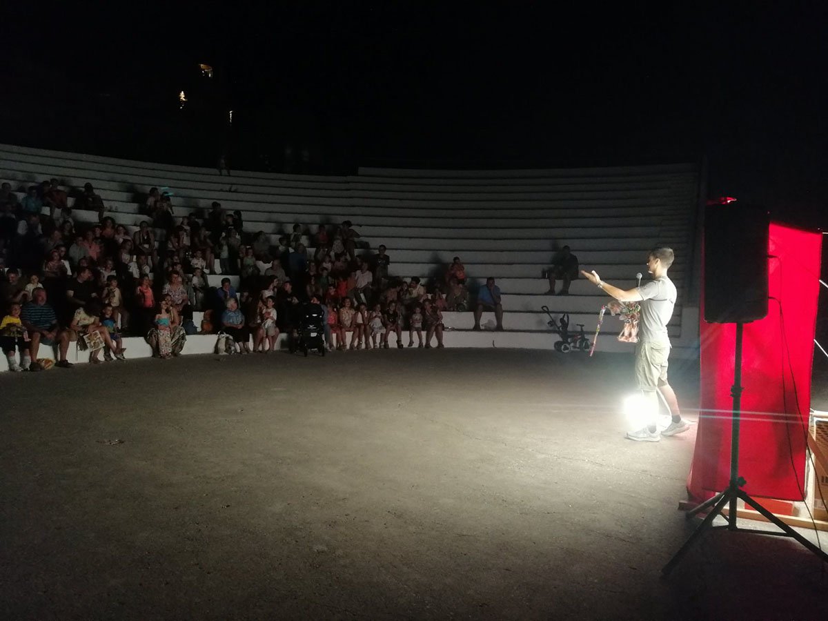 Χρήστος Βασιλόπουλος με παιδιά